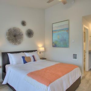 Queen Deluxe Suite ADA Accessible Streetside